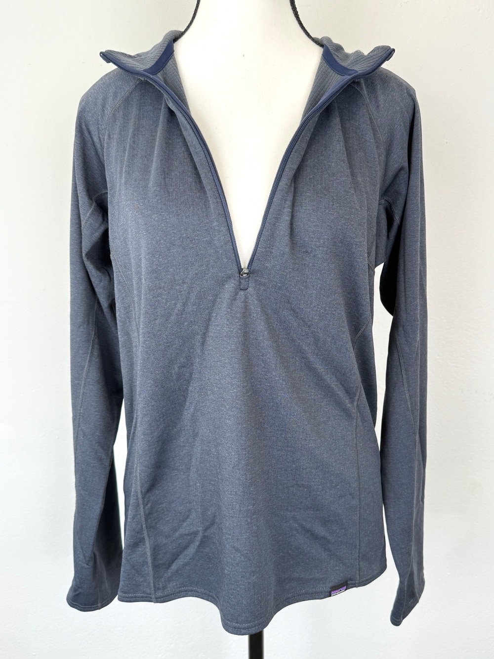 Patagonia Size M Blue/Gray Capilene Midweight 1/4 Zip Polartec Baselayer - Picture 5 of 9